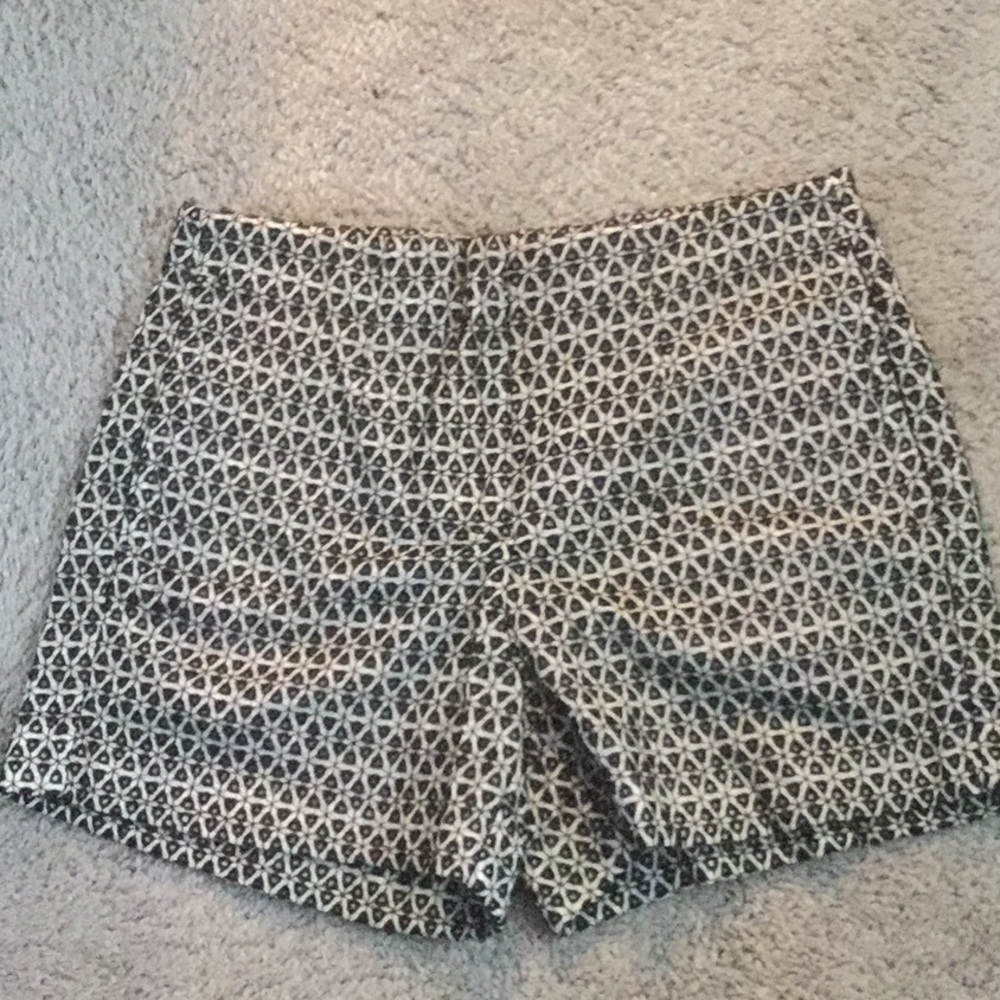 JCrew Women’s Jacquard Boardwalk Shorts.Size 00